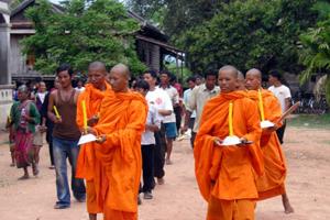 Caritas Cambodia take part in a HIV vigil led by Buddhist monks Credits: Caritas 