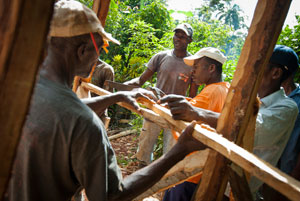 Putting people at the centre of the process of rebuilding their homes and enabling them to strengthen social and economic ties in their community helps people to recover their dignity and gives them a feeling of "finally being back home". Credits: Secours Catholique