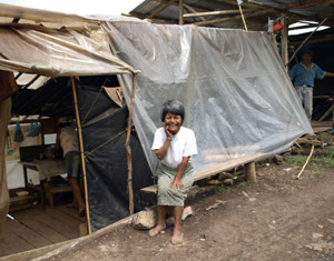 Migrants in Latin America leaving their home country to escape poverty Credits: Caritas/Hough