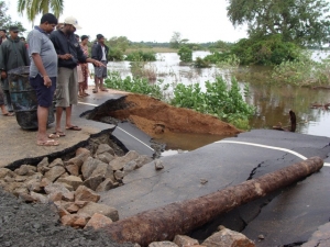 Heavy monsoon rains, especially in the three districts of Batticaloa, Trincomalee and Amparai in the East, have affected over a million people. Credits: Caritas Sri Lanka