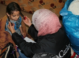 Caritas Jordania ha proporcionado estufas, mantas y ropa térmica a sirios y jordanos pobres.