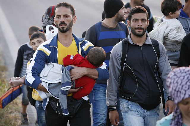 Migrants making their way to cross the Greek-Macedonian border. Credit: Matthieu Alexandre/Caritas