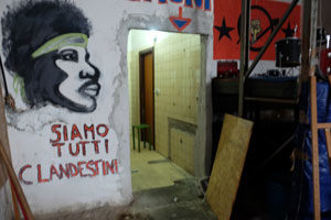 Trabajadores inmigrantes africanos explotados en Italia