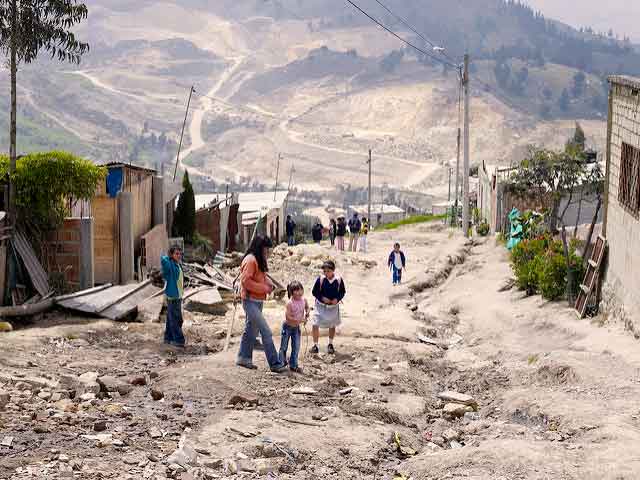 Cáritas está respondiendo a una devastadora avalancha en Mocoa.