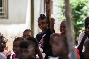 Llamada de emergencia por los niños huérfanos del ébola