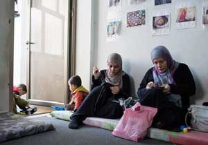 Valientes refugiadas sirias ganan un premio de Caritas para mujeres