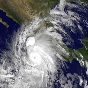 Mexico prepares for aftermath of Hurricane Patricia