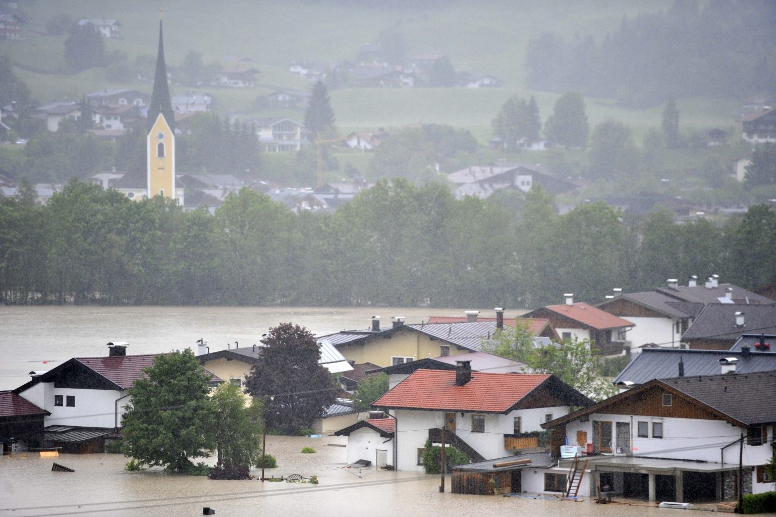 Caritas supports victims of flooding disaster in Austria