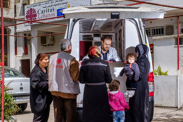 Caritas Liban fournit des soins de santé à 10.000 réfugiés syriens à partir de ses cliniques mobiles, telles que celle-ci à Taalabaya.