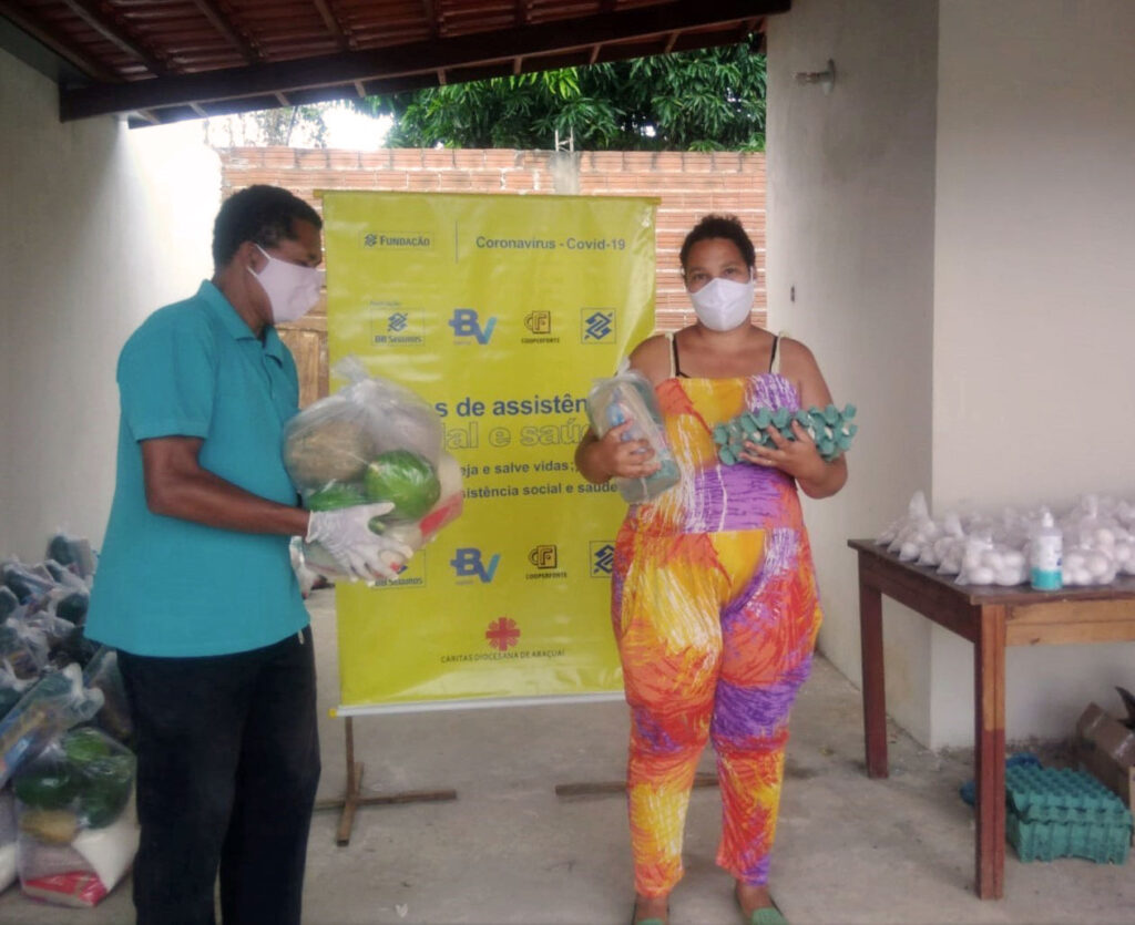 Brazil: as COVID-19 infections accelerate, Caritas distributes aid to the most vulnerable