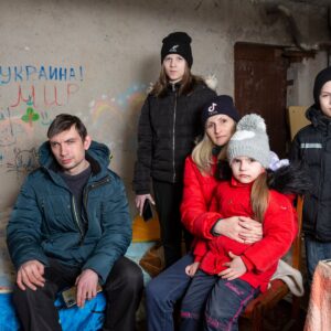 Un año de guerra en Ucrania. Gente del sótano