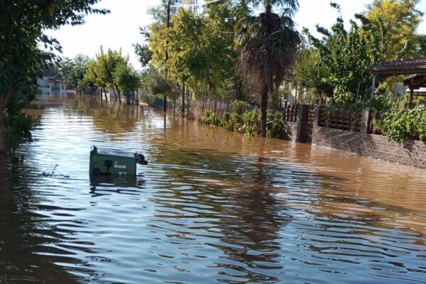 COPING WITH FLOODS IN GREECE: THE CRUCIAL ROLE OF CARITAS AID