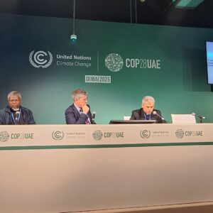 LES RÉSEAUX CATHOLIQUES S’UNISSENT POUR PLAIDER EN FAVEUR DE LA SORTIE DES COMBUSTIBLES FOSSILES ET DE LA JUSTICE CLIMATIQUE LORS DE LA COP28